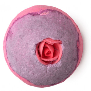 Lush's pink sex bomb for bath.