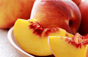 Sliced apricots.