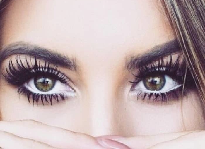 How to deals get longer lashes